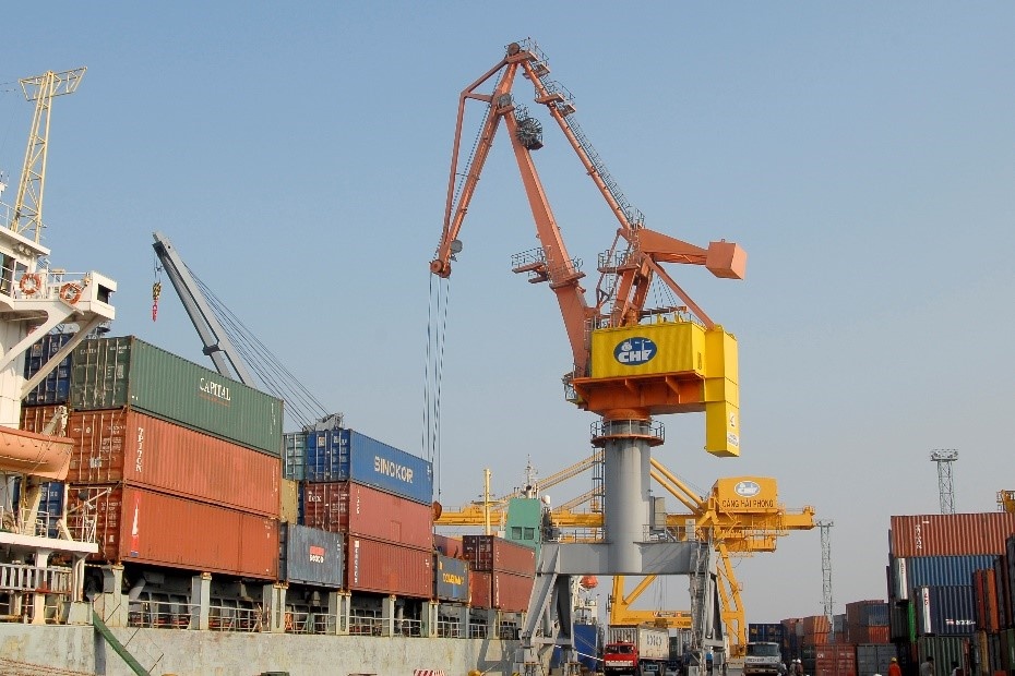 Tin tức kinh tế ngày 23/3: Xuất khẩu hàng hóa sang Singapore tăng mạnh