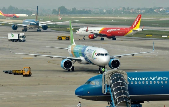 Tin tức kinh tế ngày 24/3: Giá vé máy bay 