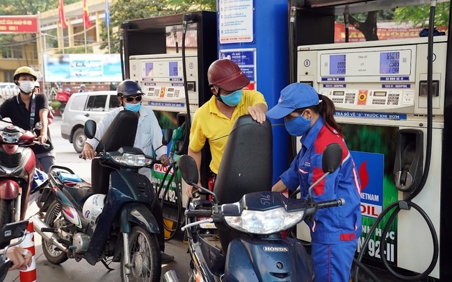 Bộ Công Thương yêu cầu xử lý nghiêm doanh nghiệp không xuất hóa đơn điện tử khi bán lẻ xăng dầu