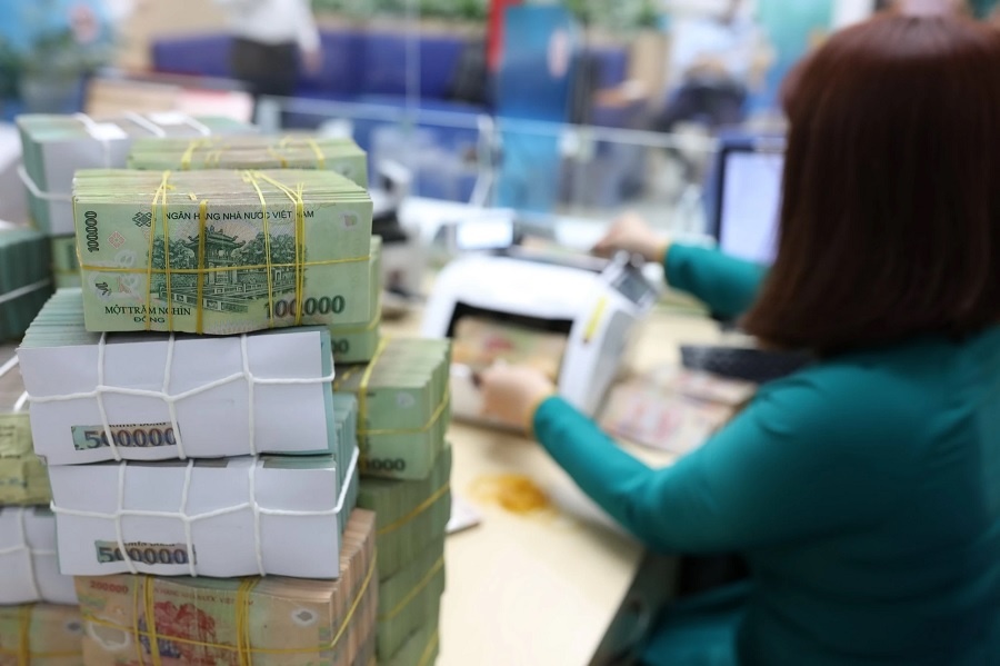 Tin tức kinh tế ngày 30/3: Lượng tiền gửi vào ngân hàng có xu hướng giảm