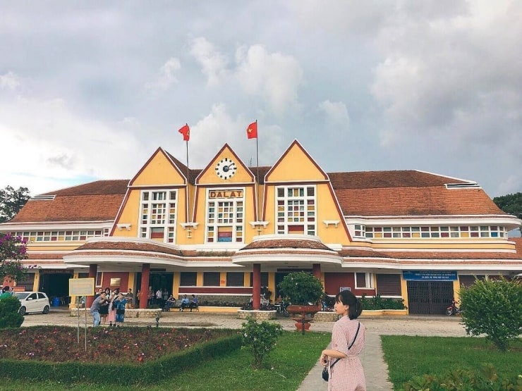 Trải nghiệm du lịch đêm trên tuyến tàu cổ Đà Lạt - Trại Mát