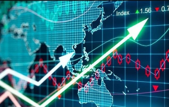 Tin nhanh chứng khoán ngày 12/4: Nhóm ngân hàng thăng hoa, VN Index áp sát mốc 1.280 điểm