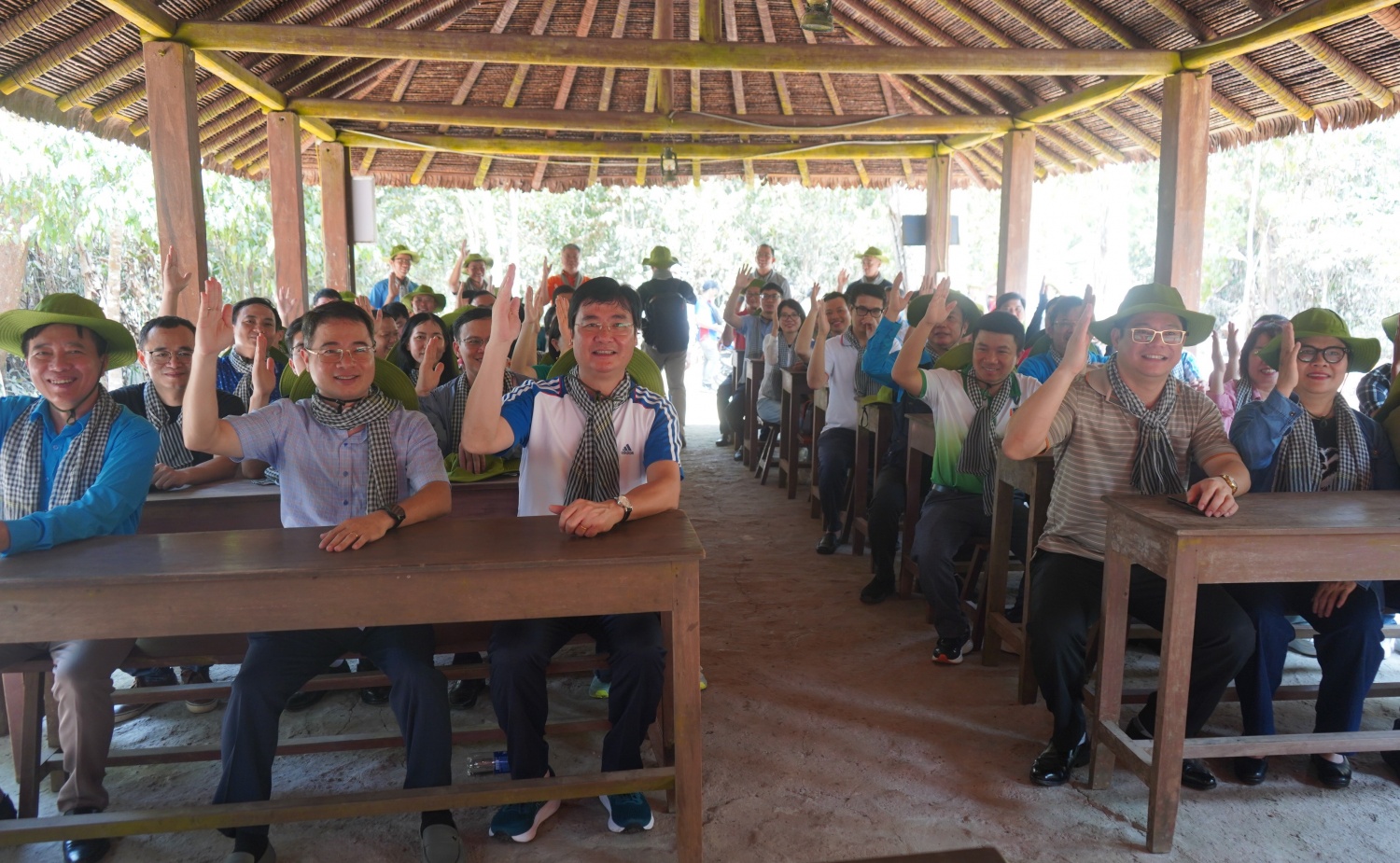 Công đoàn Dầu khí Việt Nam về nguồn tại tỉnh Tây Ninh