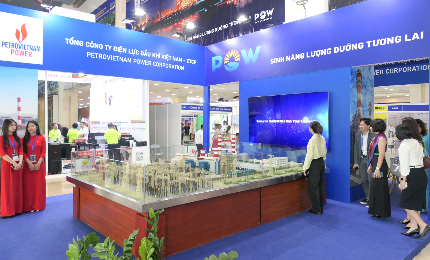 Khai mạc triển lãm Contech Vietnam 2024 và EL Vietnam 2024