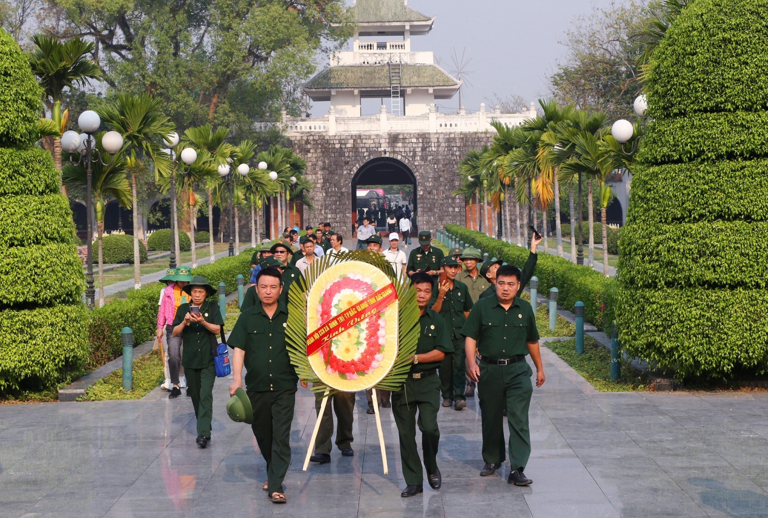 Sau 70 năm chiến thắng, Điện Biên Phủ vẫn giữ nguyên vẹn những giá trị lịch sử, những chứng tích hào hùng thể hiện sự kiên cường bất khuất của cả một dân tộc, sự hy sinh anh dũng của thế hệ cha anh giành độc lập cho Tổ quốc.