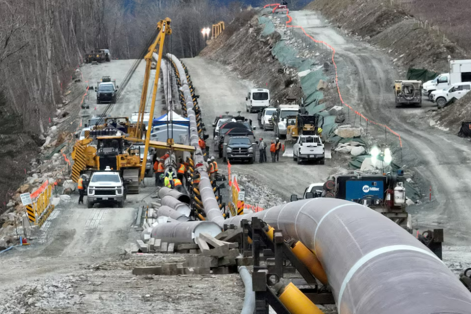 Đường ống dẫn dầu Trans Mountain bắt đầu hoạt động, thay đổi cuộc chơi của Canada