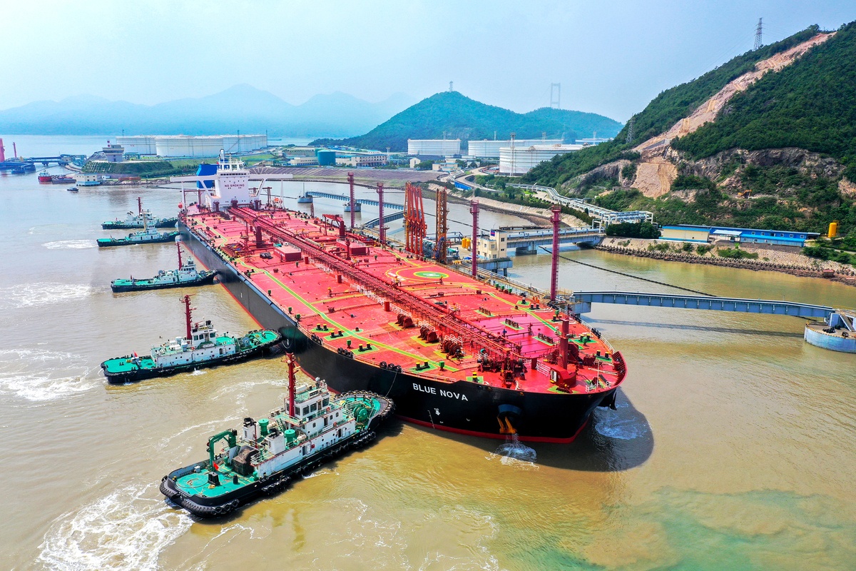 Châu Á tìm kiếm thêm dầu từ quốc gia mới rời khỏi OPEC