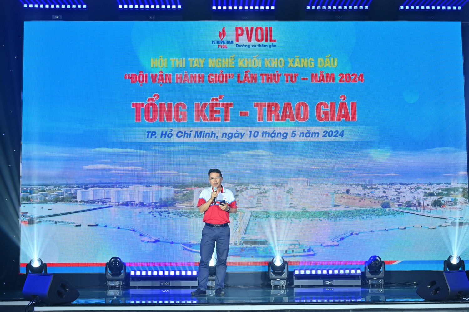 Ông Nguyễn Tuấn Tú – Phó Tổng Giám đốc, Trưởng ban tổ chức Hội thi đánh giá, nhận xét tổng kết Hội thi