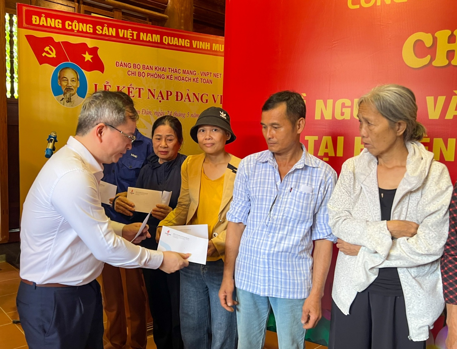BSR tổ chức về nguồn và thực hiện an sinh xã tại quê hương Chủ tịch Hồ Chí Minh