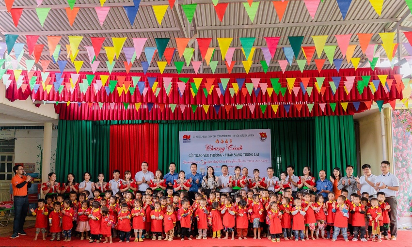 Đoàn Thanh niên Xí nghiệp Khí (Vietsovpetro): Gửi trao yêu thương - Thắp sáng tương lai