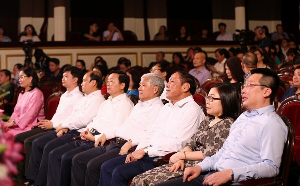 Chương trình nghệ thuật đặc biệt kỷ niệm “Ngày Bác Hồ ra Lời kêu gọi thi đua ái quốc”