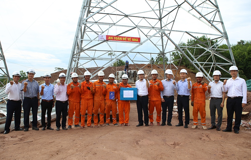 Thành quả thần tốc có được đến ngày hôm nay là sức mạnh tổng hợp của cả hệ thống chính trị