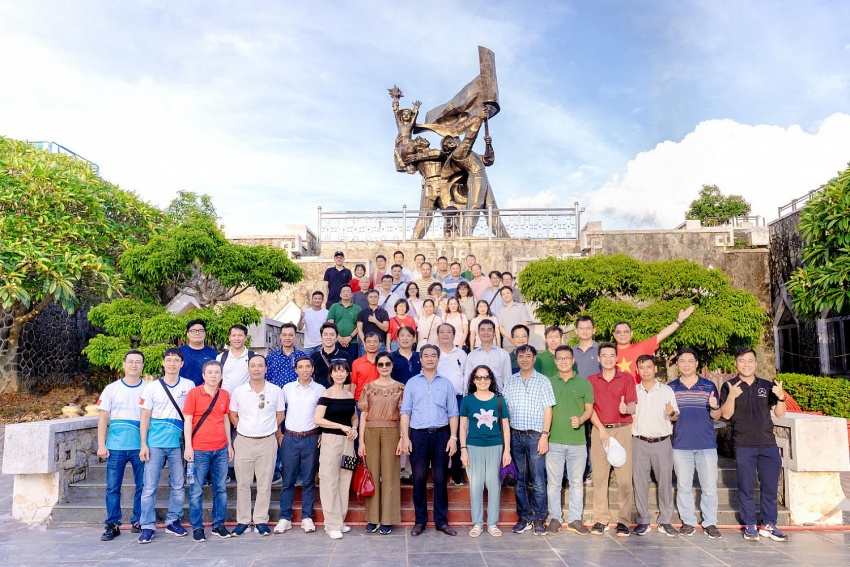 BIENDONG POC và hành trình về nguồn BIENDONG POC và hành trình về nguồn