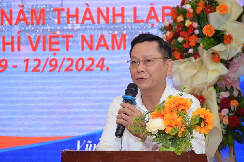 Hội Dầu khí Vũng Tàu tổ chức “Chào mừng kỷ niệm 15 năm thành lập Hội Dầu khí Việt Nam” Hội Dầu khí Vũng Tàu tổ chức “Chào mừng kỷ niệm 15 năm thành lập Hội Dầu khí Việt Nam”