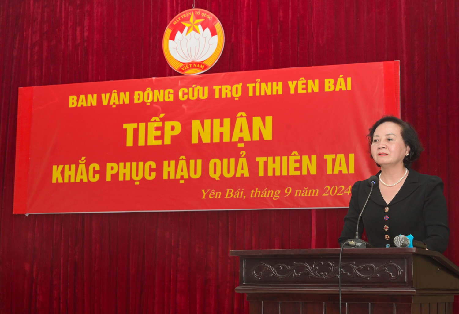 Petrovietnam thăm, động viên và trao hỗ trợ cho người dân chịu thiệt hại do thiên tai tại tỉnh Yên Bái Petrovietnam thăm, động viên và trao hỗ trợ cho các hộ dân chịu thiệt hại do thiên tai tại tỉnh Yên Bái