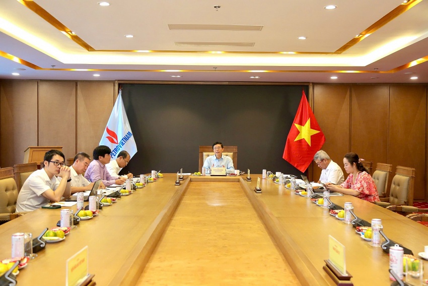 Petrovietnam xây dựng Chiến lược Ngành trên tinh thần "Một đội ngũ - Một mục tiêu" Petrovietnam xây dựng Chiến lược Ngành trên tinh thần "Một đội ngũ - Một mục tiêu"