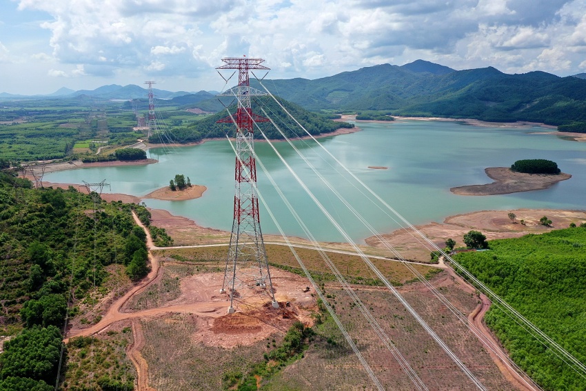 Dự án đường dây 500kV mạch 3: Thần tốc hoàn thành theo đúng chỉ đạo của Thủ tướng Dự án đường dây 500kV mạch 3: Thần tốc hoàn thành theo đúng chỉ đạo của Thủ tướng