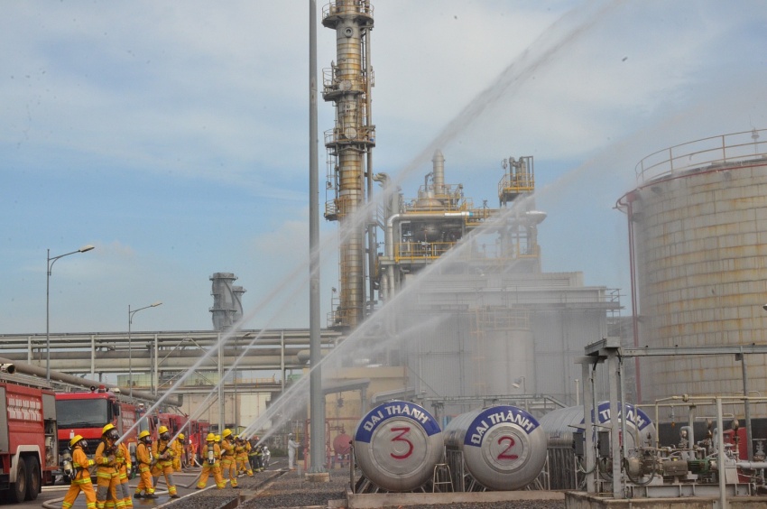 Diễn tập chữa cháy, CNCH và ứng phó sự cố tràn đổ hoá chất tại Nhà máy Đạm Phú Mỹ