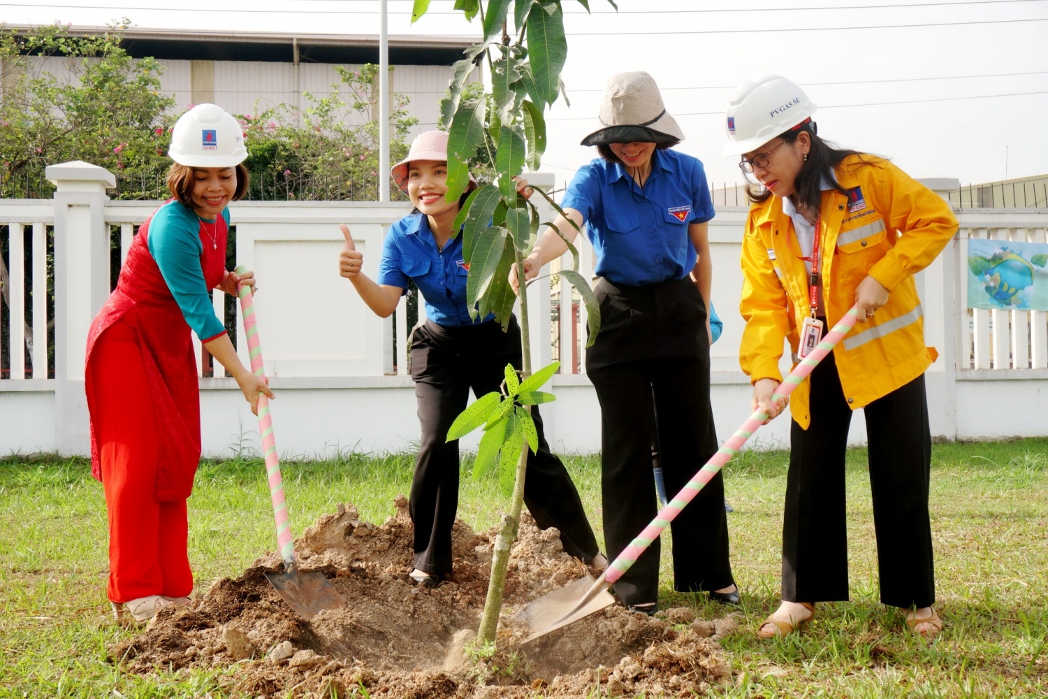 PV GAS SE đã được đánh giá cao ở 5 nhóm tiêu chuẩn quan trọng theo Bộ tiêu chí Văn hóa Kinh doanh Việt Nam PV GAS SE đã được đánh giá cao ở 5 nhóm tiêu chuẩn quan trọng theo Bộ tiêu chí Văn hóa Kinh doanh Việt Nam