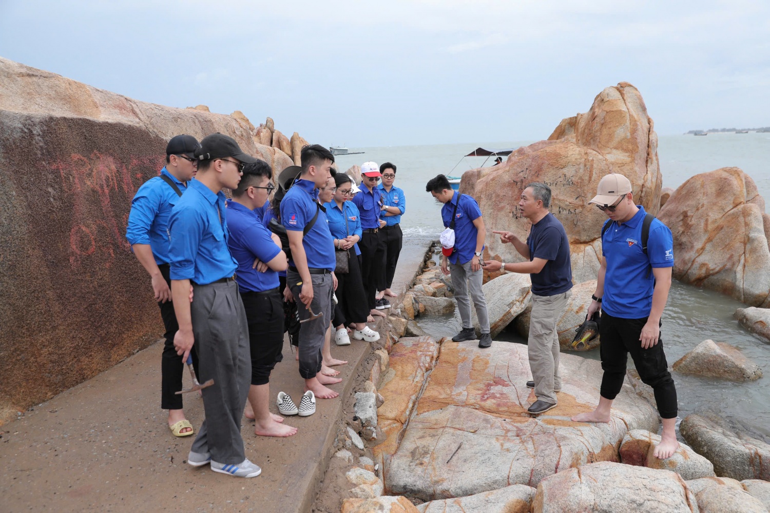 Đoàn Thanh niên PVEP tổ chức chương trình đào tạo thực địa kết hợp về nguồn năm 2024