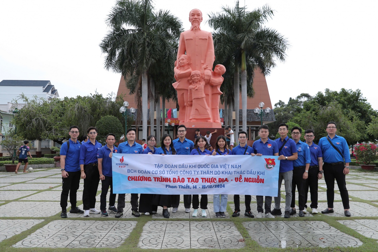 Đoàn Thanh niên PVEP tổ chức thành công chương trình Đào tạo thực địa kết hợp về nguồn 2024