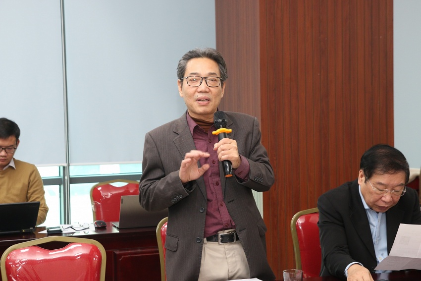 TS. Đinh Văn Minh – nguyên Vụ trưởng Vụ Pháp chế (Thanh tra Chính phủ) phát biểu tại phiên thảo luận