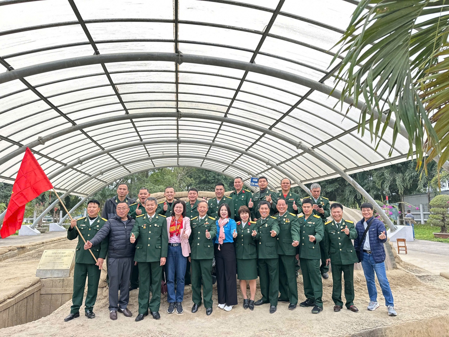 Hội CCB PV Power tổ chức hành trình về nguồn ý nghĩa tại Sơn La và Điện Biên Phủ