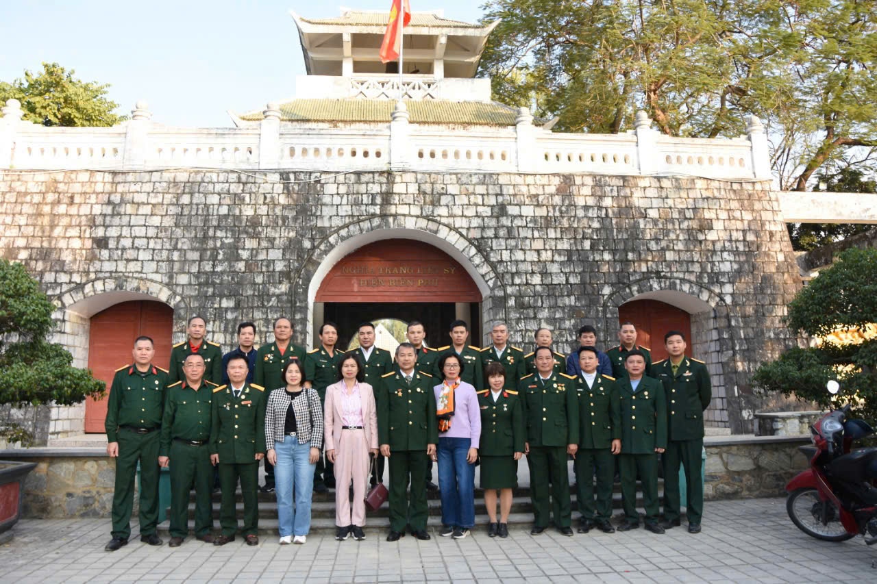 Hội CCB PV Power tổ chức hành trình về nguồn ý nghĩa tại Sơn La và Điện Biên Phủ