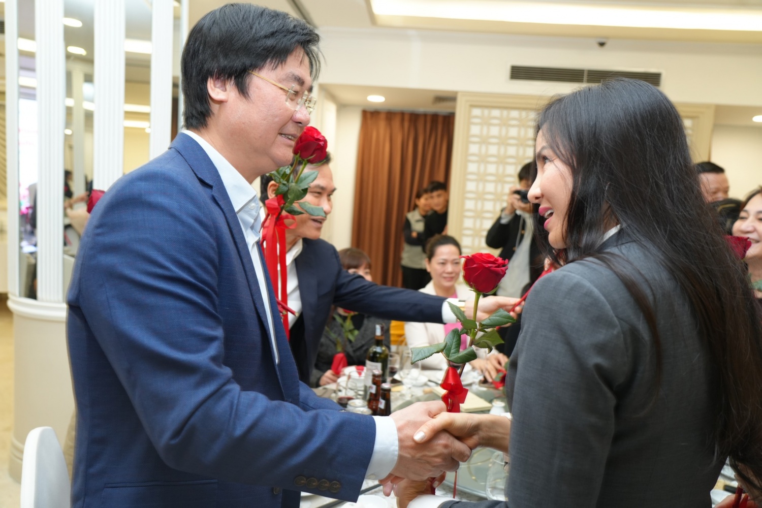 CĐ DKVN tổ chức gặp mặt nữ CBNV khu vực phía Bắc nhân dịp Quốc tế Phụ nữ 8/3