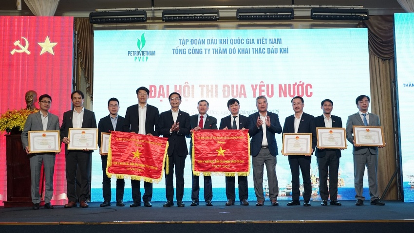 Vinh danh các tập thể, cá nhân xuất sắc tại Đại hội Thi đua yêu nước PVEP năm 2025
