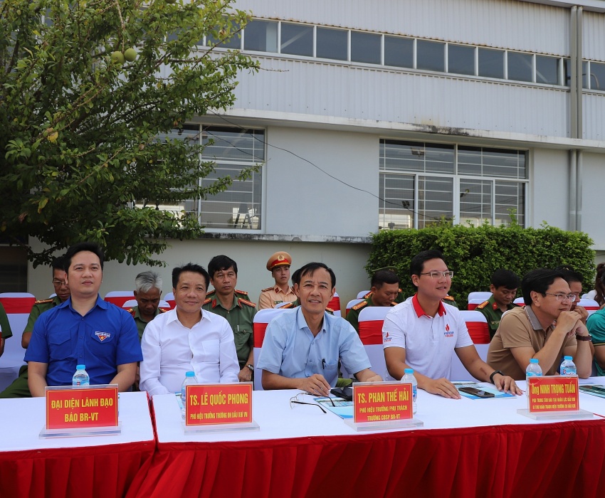 PVU tham gia Giải bóng đá Thanh niên Công an tỉnh Bà Rịa - Vũng Tàu mở rộng năm 2025 PVU tham gia Giải bóng đá Thanh niên Công an tỉnh Bà Rịa - Vũng Tàu mở rộng năm 2025