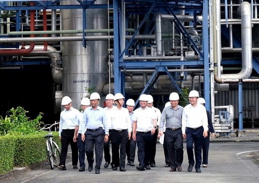 Bí thư Thành ủy Cần Thơ chỉ đạo tháo gỡ khó khăn trong triển khai Dự án Nhà máy Nhiệt điện Ô Môn III, IV Bí thư Thành ủy Cần Thơ chỉ đạo tháo gỡ khó khăn trong triển khai Dự án Nhà máy Nhiệt điện Ô Môn III, IV