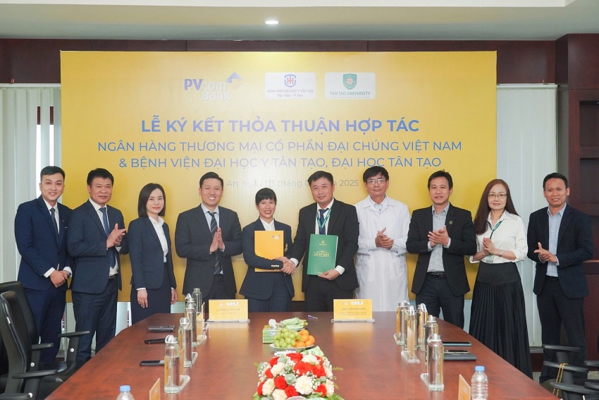 PVcomBank ký kết hợp tác toàn diện với Bệnh viện và trường Đại học tại tỉnh Long An PVcomBank ký kết hợp tác toàn diện với bệnh viện và trường đại học tại tỉnh Long An