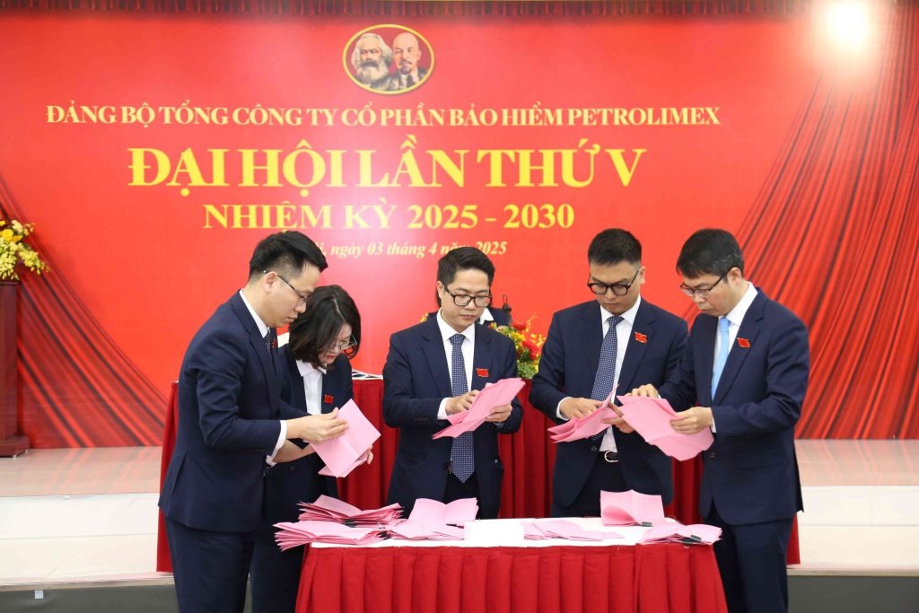 Đại hội lần thứ V nhiệm kỳ 2025 – 2030 của Đảng Bộ Tổng Công ty CP Bảo hiểm Petrolimex thành công rực rỡ