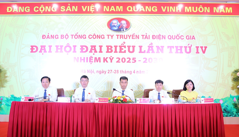 Nâng cao năng lực lãnh đạo toàn diện, xây dựng Đảng bộ EVNNPT trong sạch, vững mạnh Nâng cao năng lực lãnh đạo toàn diện, xây dựng Đảng bộ EVNNPT trong sạch, vững mạnh