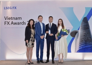 Vietcombank tiếp tục khẳng định vị thế dẫn đầu trên thị trường ngoại hối với danh hiệu “Best FXall Taker” năm 2024