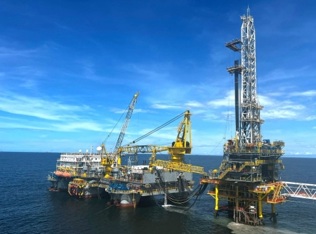 Tác phẩm Thơ “Dấu ấn Petrovietnam”