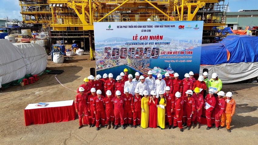 Vietsovpetro - Thắp sáng khát vọng biển khơi từ Dự án Kình Ngư Trắng - Kình Ngư Trắng Nam