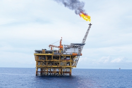Tác phẩm Thơ “Petrovietnam - Thắp lửa trời Nam”