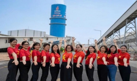 Tác phẩm Thơ “50 năm tự hào Petrovietnam”