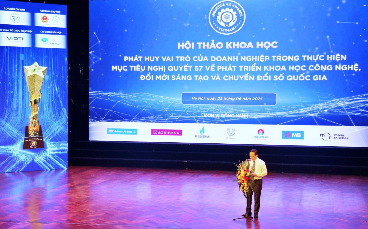 Nghị quyết 57 - Điểm tựa để doanh nghiệp vượt rào cản trong đầu tư khoa học công nghệ