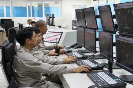 Tác phẩm Thơ “Phòng kỹ thuật - những người âm thầm”