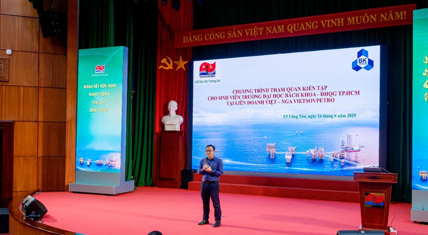 Đoàn sinh viên Trường Đại học Bách khoa - Đại học Quốc gia TP HCM tham quan thực tế tại Vietsovpetro