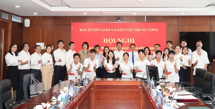 PVU nâng cao chất lượng giáo dục lý luận chính trị, bồi dưỡng thế hệ công dân ưu tú