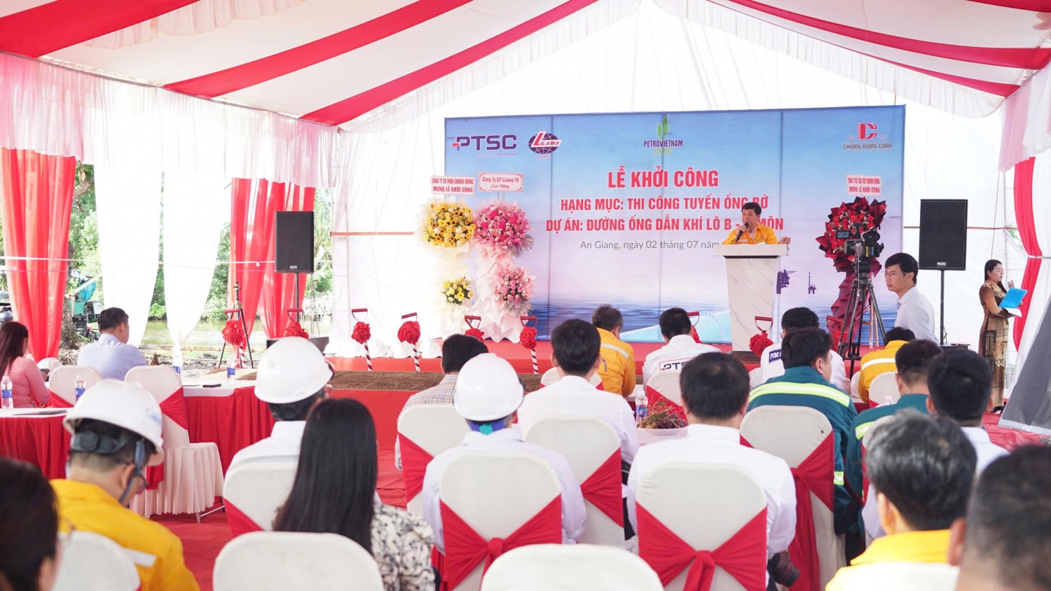 Khởi công hạng mục tuyến ống bờ dự án Đường ống dẫn khí Lô B - Ô Môn Khởi công hạng mục tuyến ống bờ dự án Đường ống dẫn khí Lô B - Ô Môn