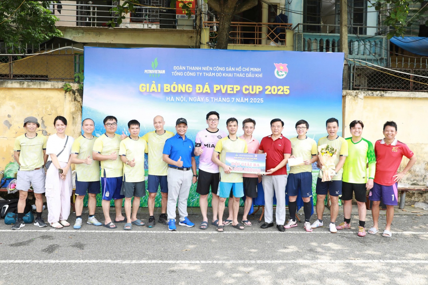 Sôi nổi Giải bóng đá PVEP Cup 2025: Phát huy tinh thần thể thao, gắn kết người lao động
