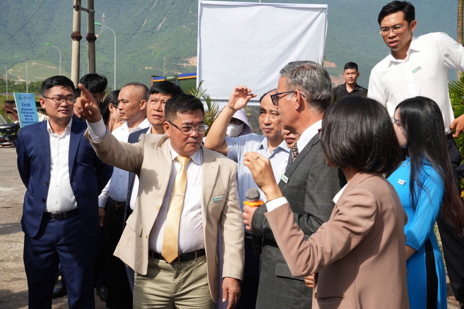 Lần đầu tiên công nghệ phun khí hydro xanh vào động cơ diesel ứng dụng thành công trong thực tế tại Việt Nam