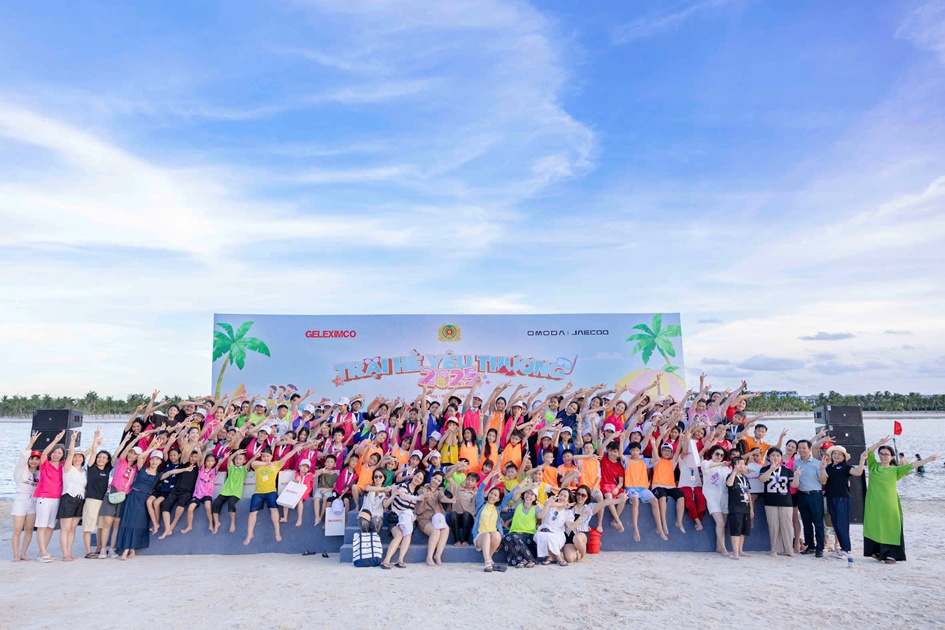 168 học sinh ti&ecirc;u biểu tham gia &ldquo;Trại h&egrave; y&ecirc;u thương&rdquo; tại Khu du lịch Quốc tế Đồi Rồng