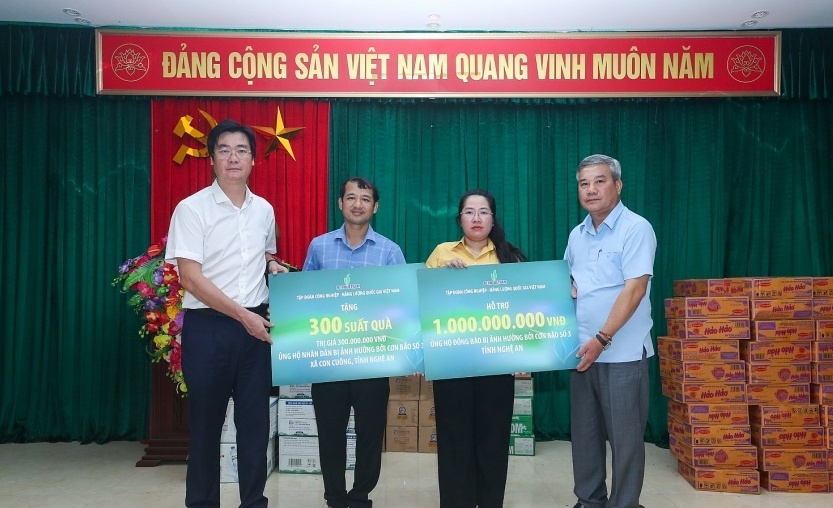 Miền Tây Nghệ An đang rất cần những vòng tay lớn