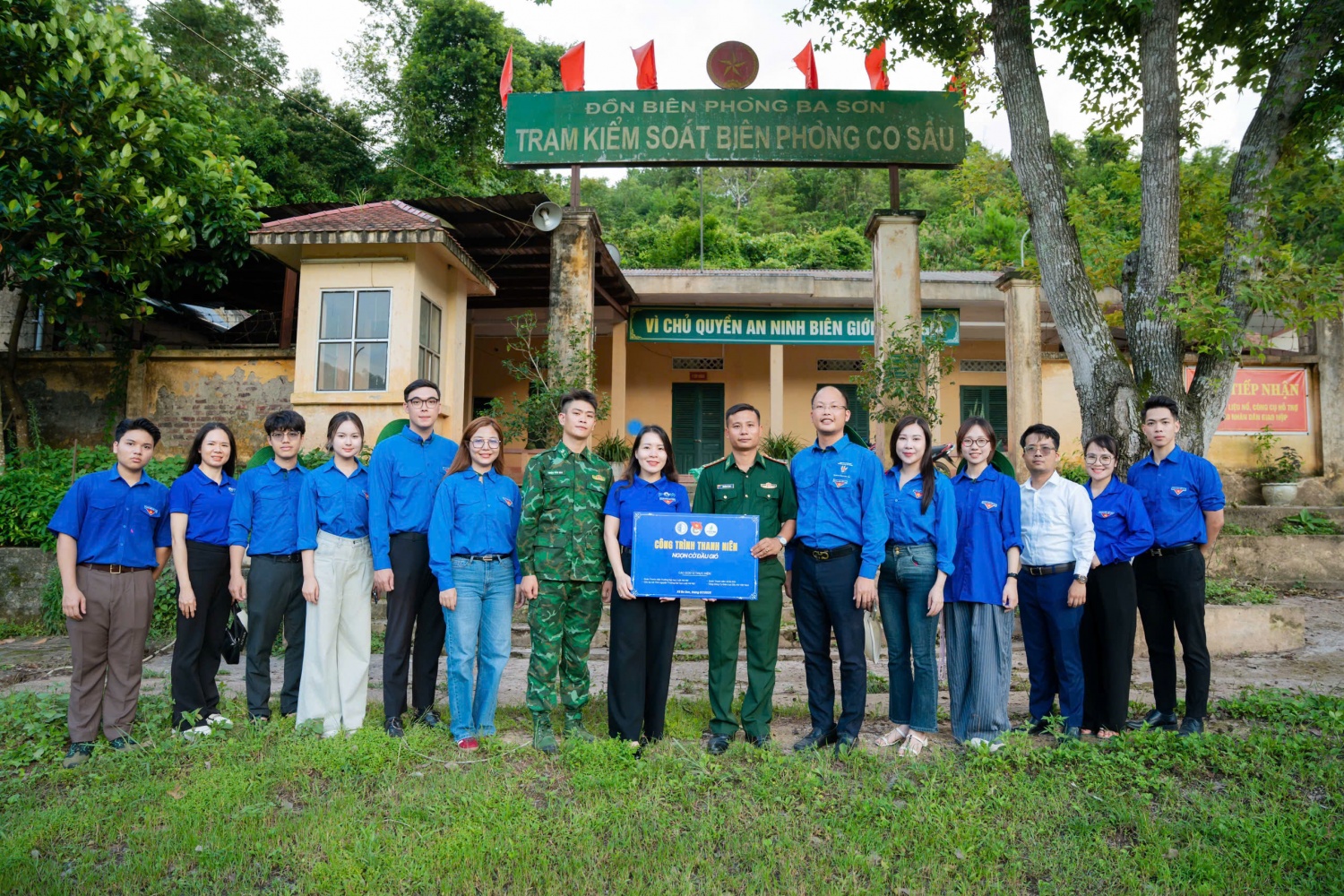 Tuổi trẻ PV Power tổ chức hành trình 